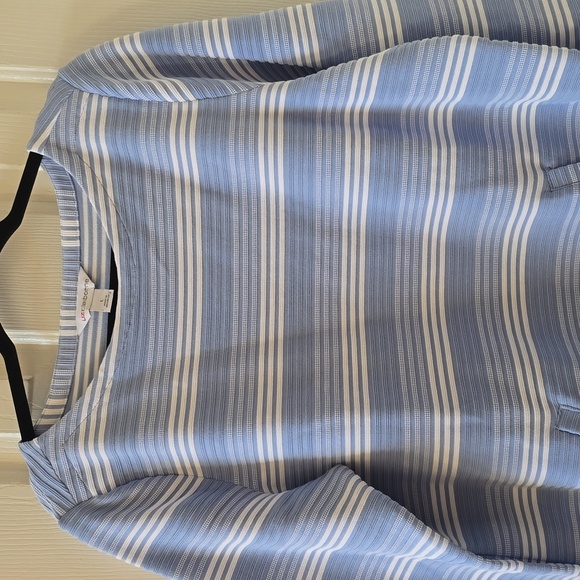 LIZ CLAIBORNE BRAND WOMEN'S BLUE & WHITE STRIPES 3/4 SLEEVES TOP SIZE LARGE - Picture 1 of 16